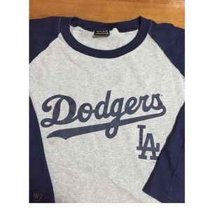 DO NOT BUY LA Dodgers 3/4 sleeve shirt
